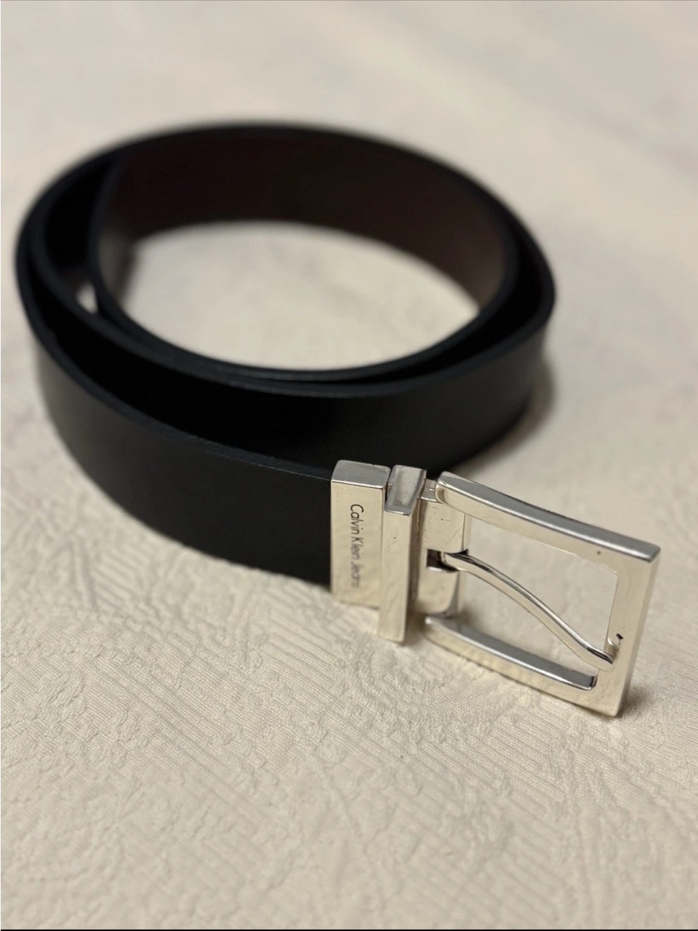 CALVIN KLEIN - Genuine Leather Belt Black/Brown Reversible 40”